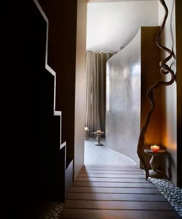 Un Lieu Unique Le Et Le Dolce